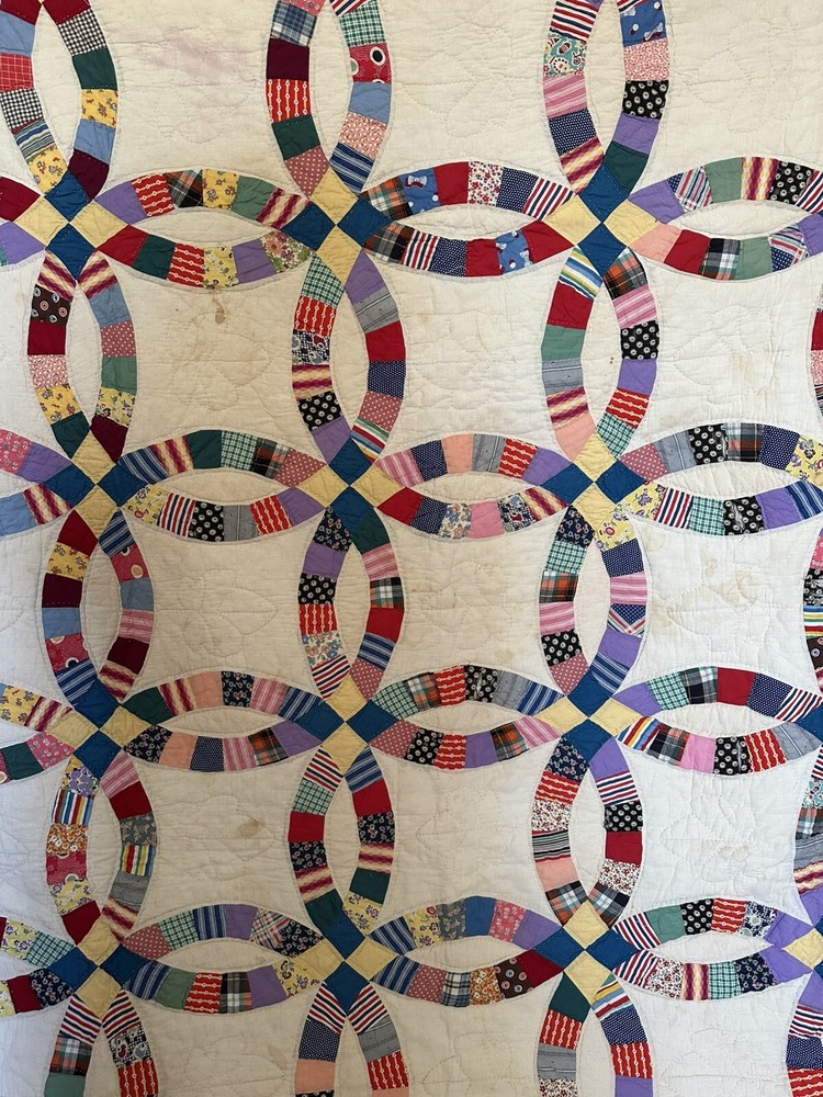 Antique Early Patchwork Pattern Wedding Ring Quilt