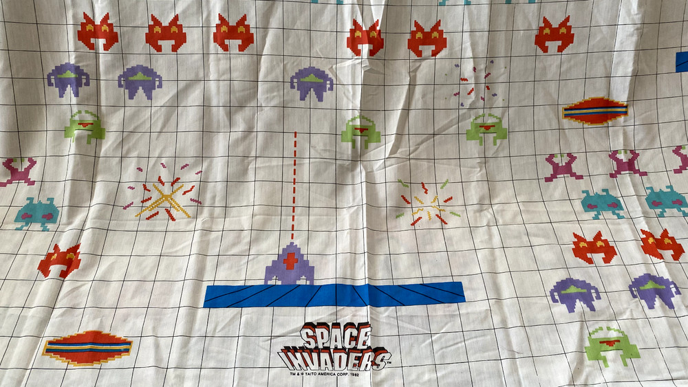 Vintage Space Invaders Double Full Flat Bed Sheet 1982 Atari Video Game Aliens