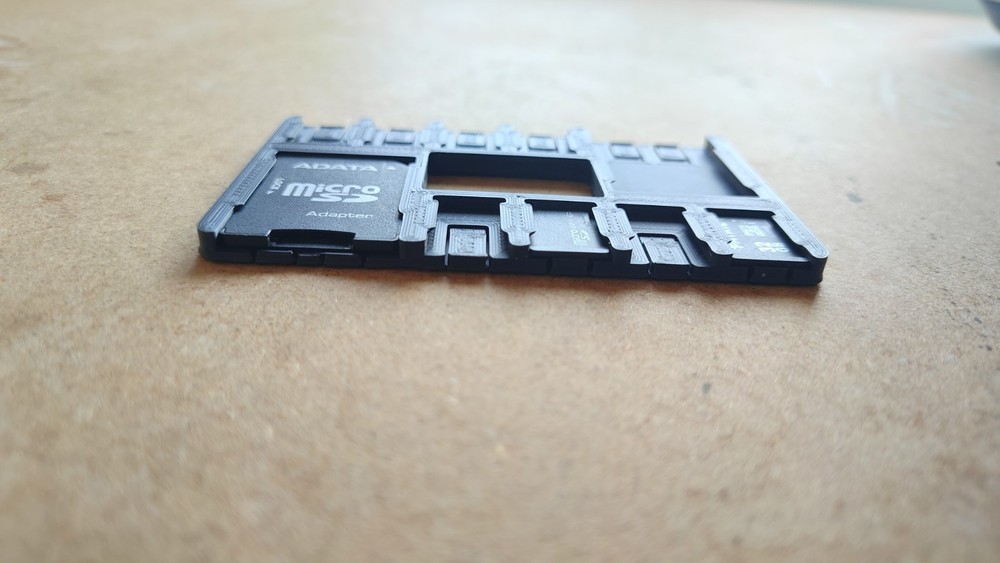 MicroSD & SD Card Wallet Holder for 8x MicroSD & 2x SD for data transfer backup