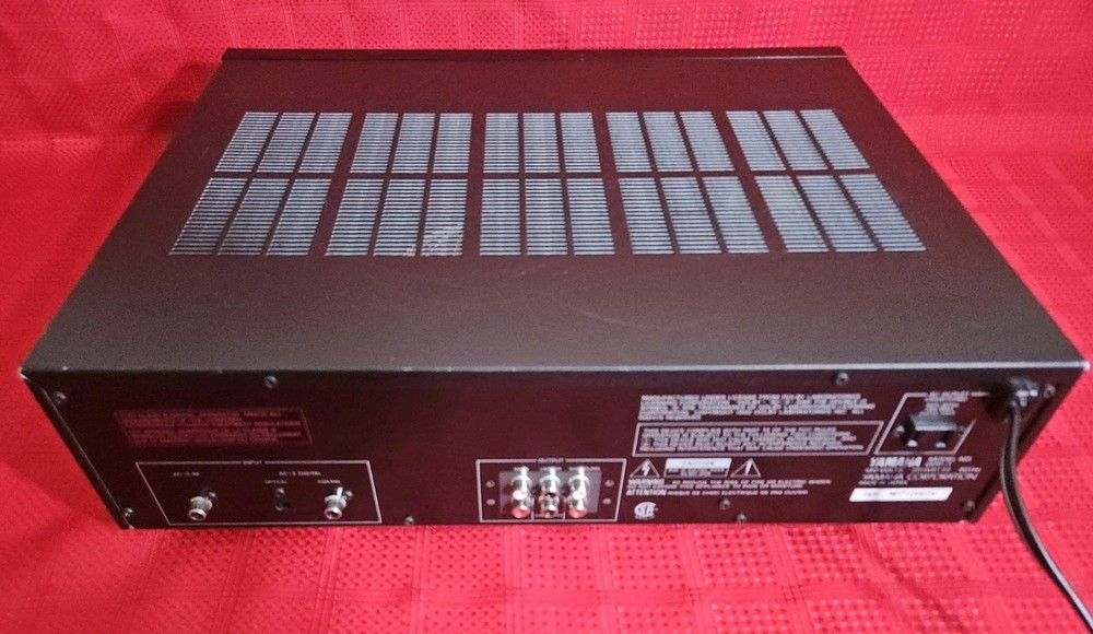 Yamaha DDP-1 Digital Sound Processor SURROUND SOUND DECODER Lights Up UnTested!