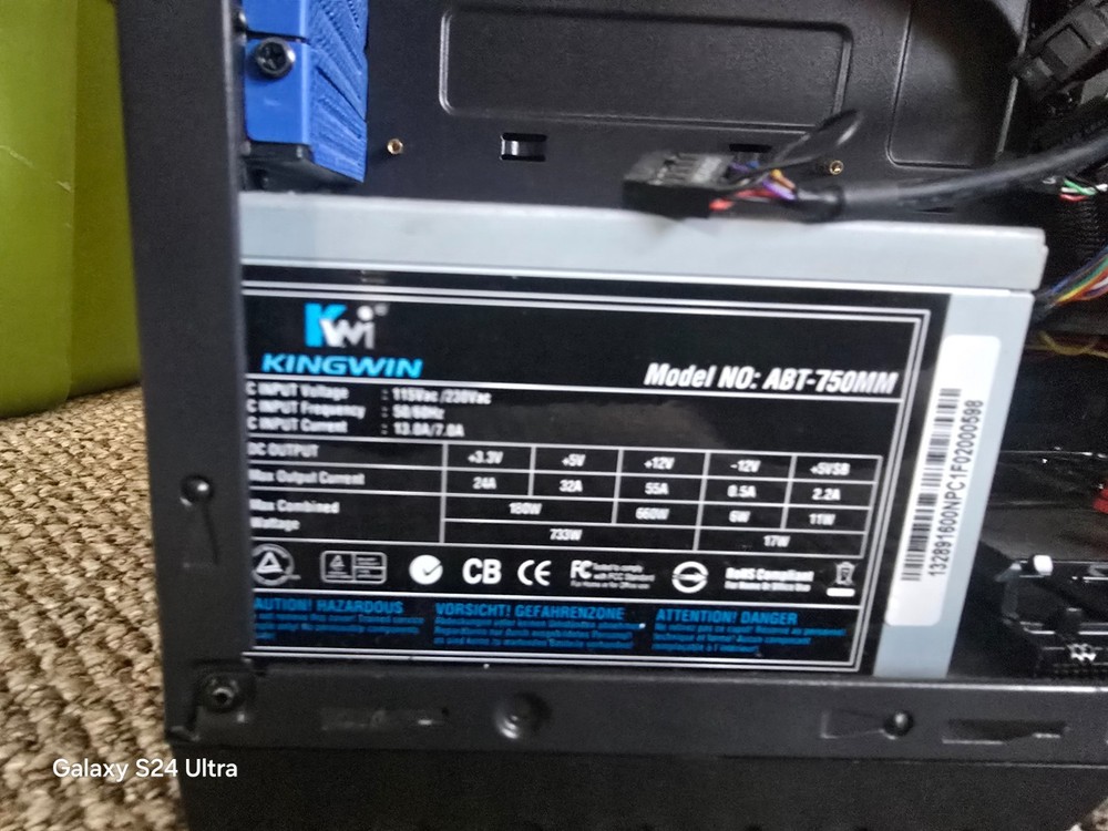 RAIDMAX ATX Mid‑Tower Gaming Case w/ Kingwin 750W PSU & Multi‑Card Reader – Iron