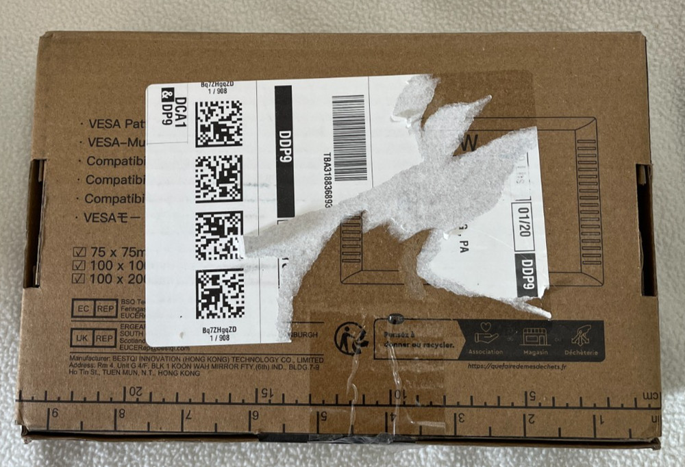 PISF1 Full Motion Wall Mount Bracket for Flat Screen TVs - Open Box NEW