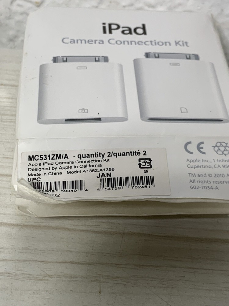 iPad Camera Connection Kit - Apple Accessory Adapter Open Box Never Used