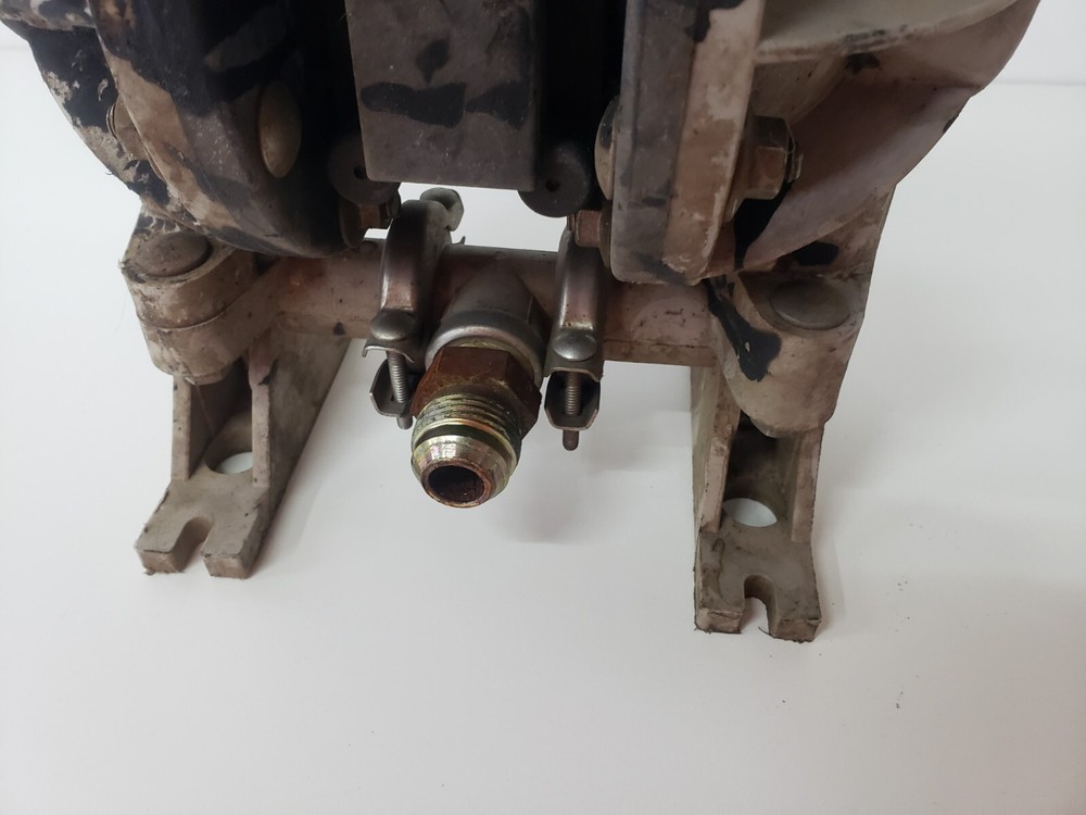 ARO 666053-322 Diaphragm Pump
