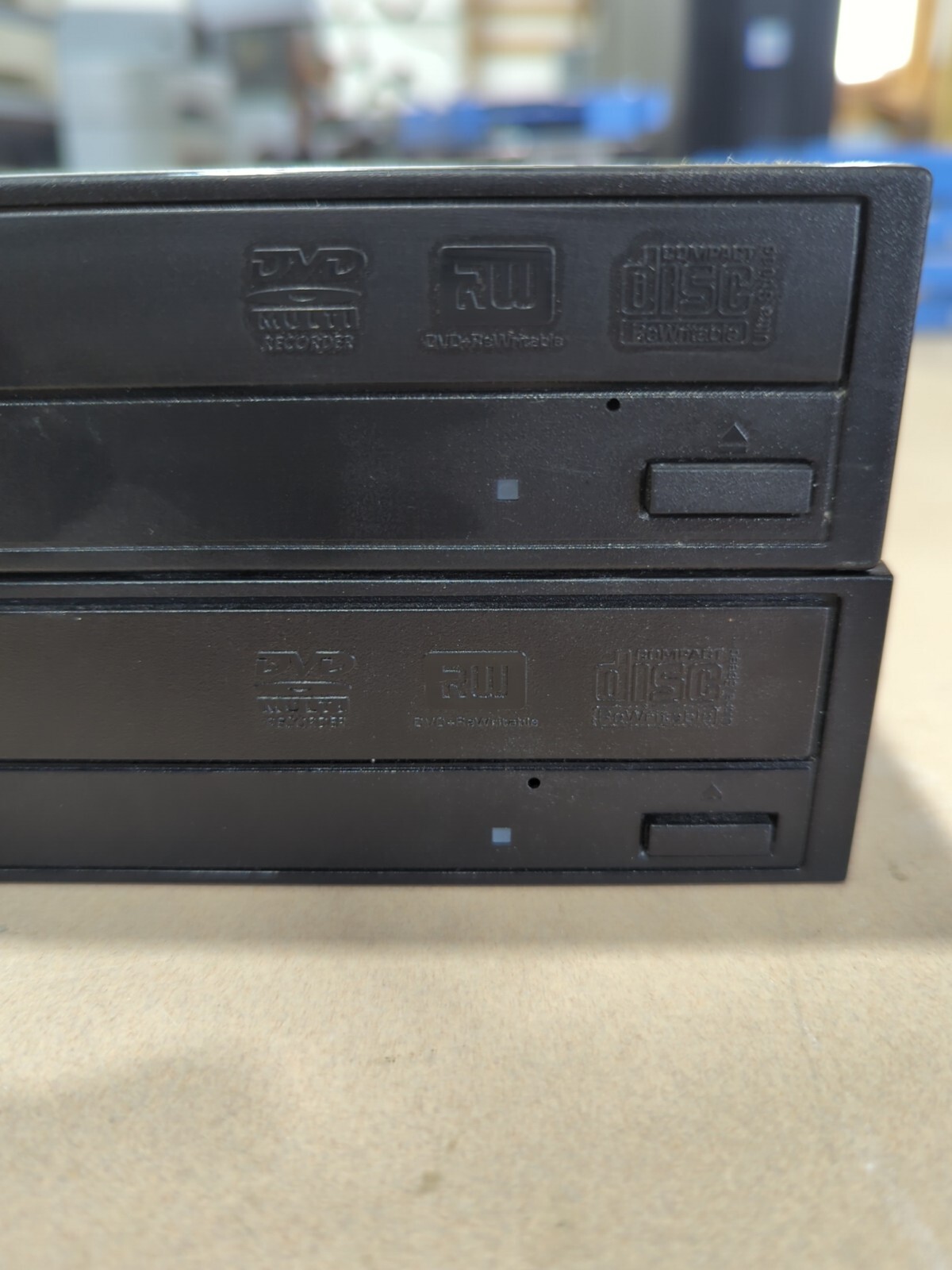 Lots of 2-DVDRW SATA Drive DVD CD RW Drive Burner For Internal Desktop Computer