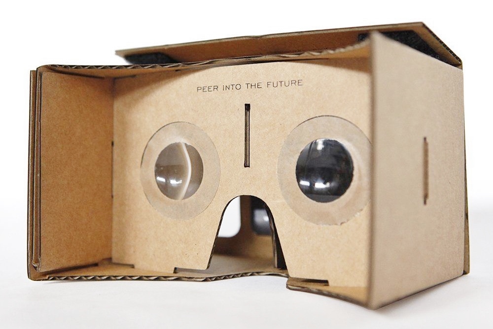 DODOcase VR Viewer ~ Smartphone Virtual Reality Experience On Android or iPhone