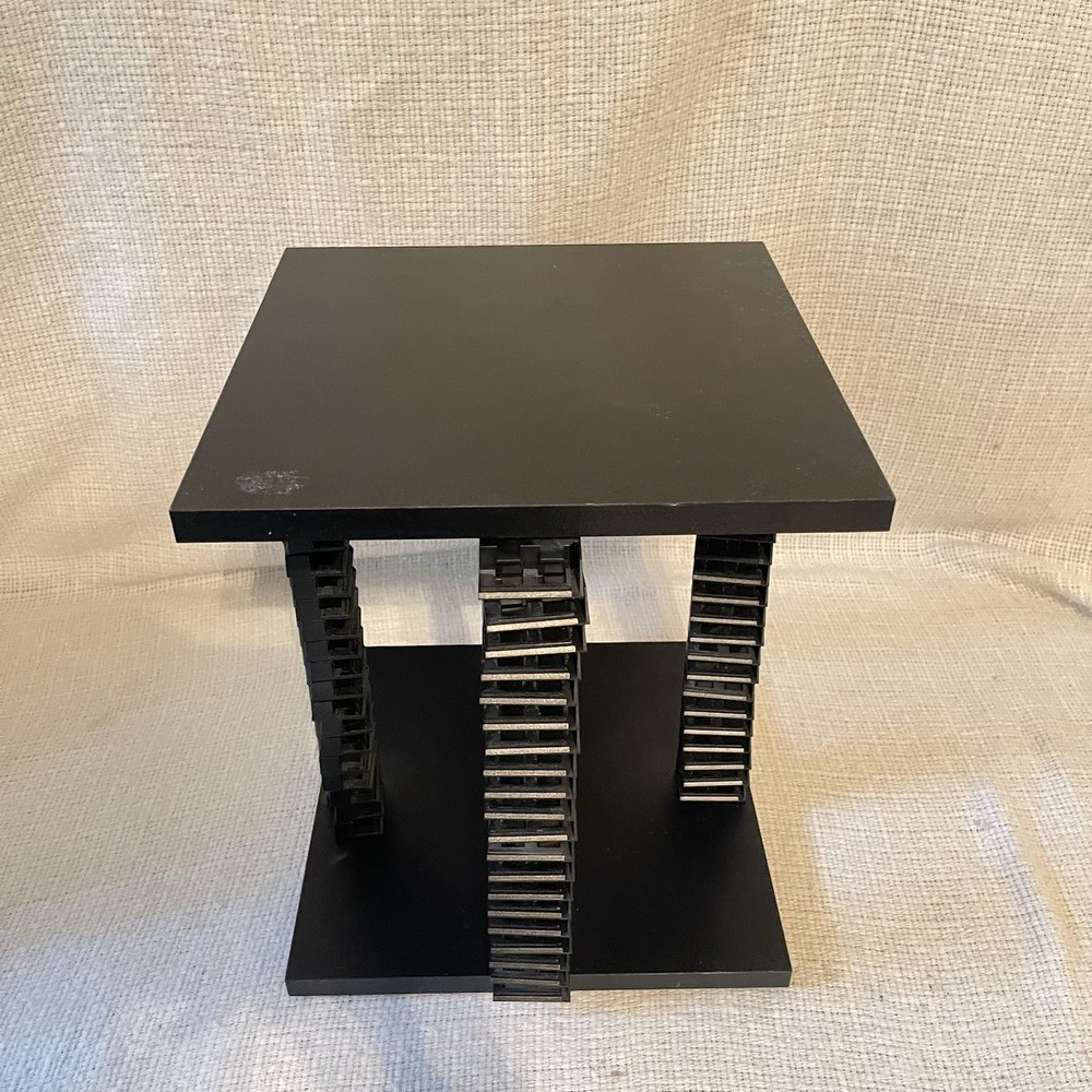 Vtg 80 CD Spin Rack Rotating Countertop Storage Tower Holder Carousel Retro Game
