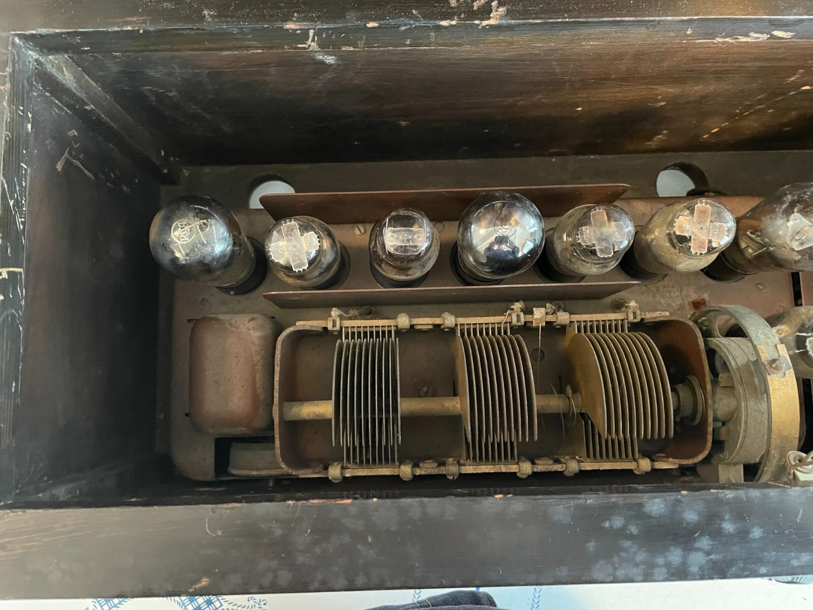 1928 RCA Radiola 60 Super Heterodyne Tube Radio