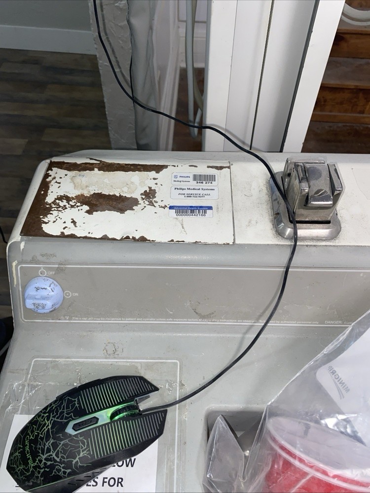 GE AMX-4 Plus Portable Mobile Radiography System