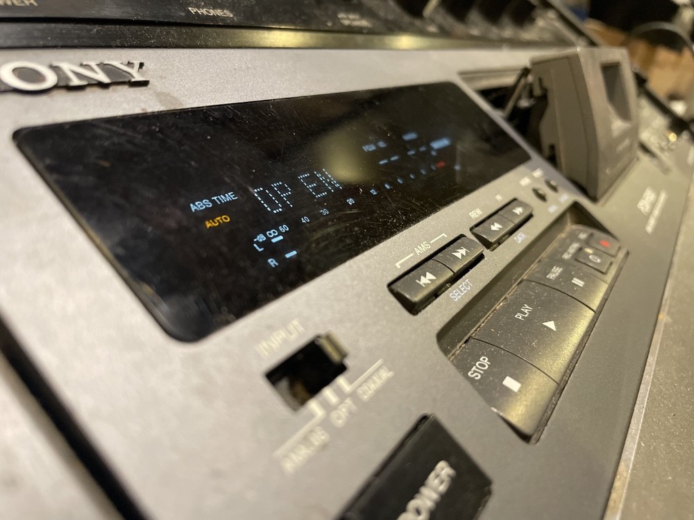 Sony PCM R300 DAT Machine with HD Linear A/D D/A Converter