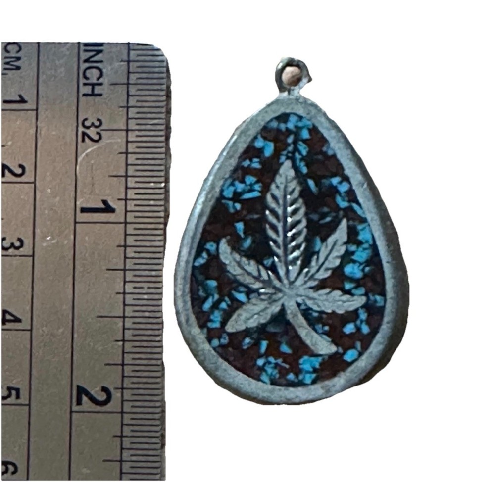 Mosaic marijuana leaf pendant