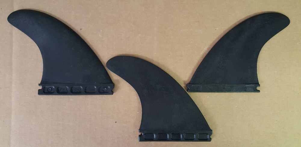 Futures Composite Tri-Fin (Thruster) Set FEA (Outline: E. Arakawa)
