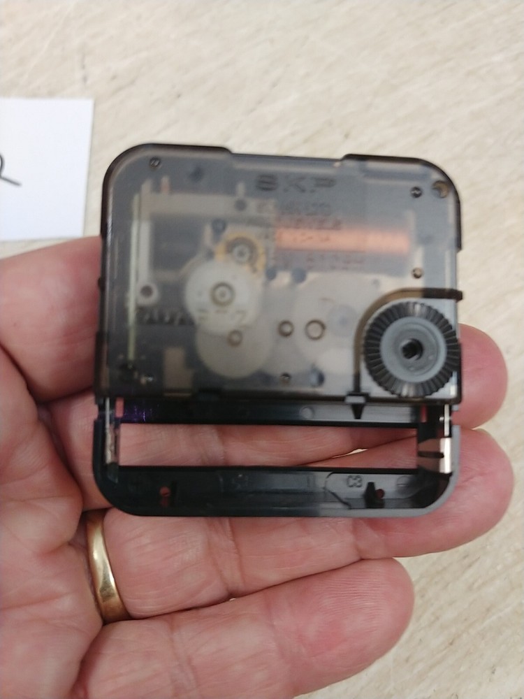 2 QUARTZ CLOCK HI-TORQUE AA MOVEMENTS P1442