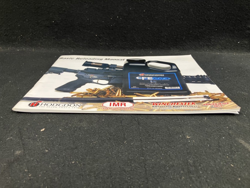 2013 HODGDON WINCHESTER IMR GUN POWDER BASIC RELOADING MANUAL