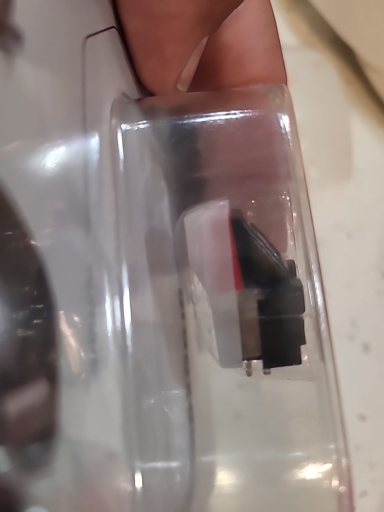 Numark GrooveTool Cartridge & Stylus (Silver headshell not included)