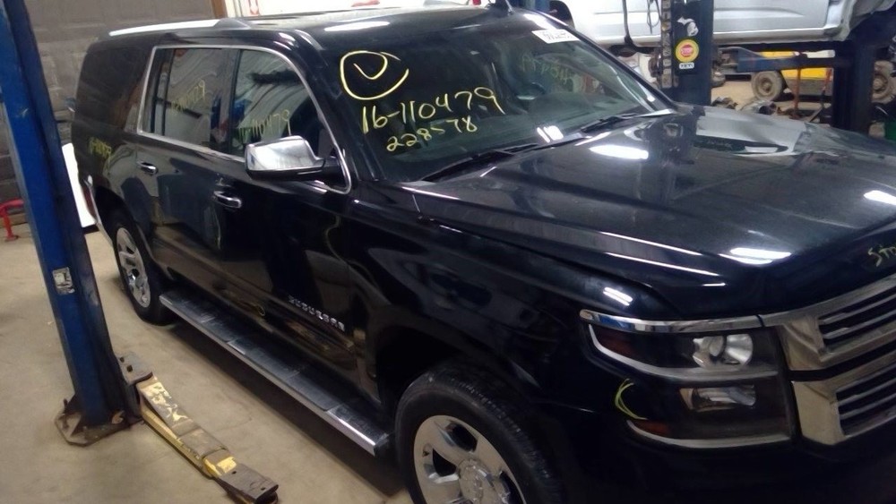 Camera/Projector Camera Front Interior Mirror Mounted Fits 16 ESCALADE 10316490