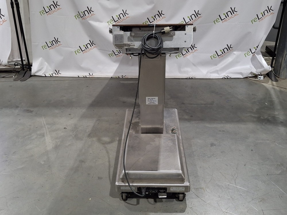 Skytron 3100A Surgical Table