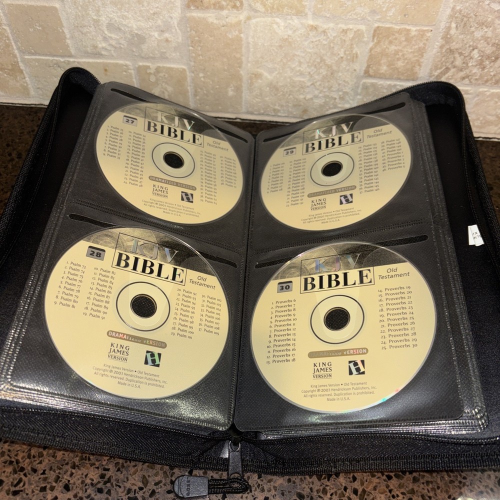 Old & New Testaments KJV BIBLE Audio CD  2000 Complete Carrying Case