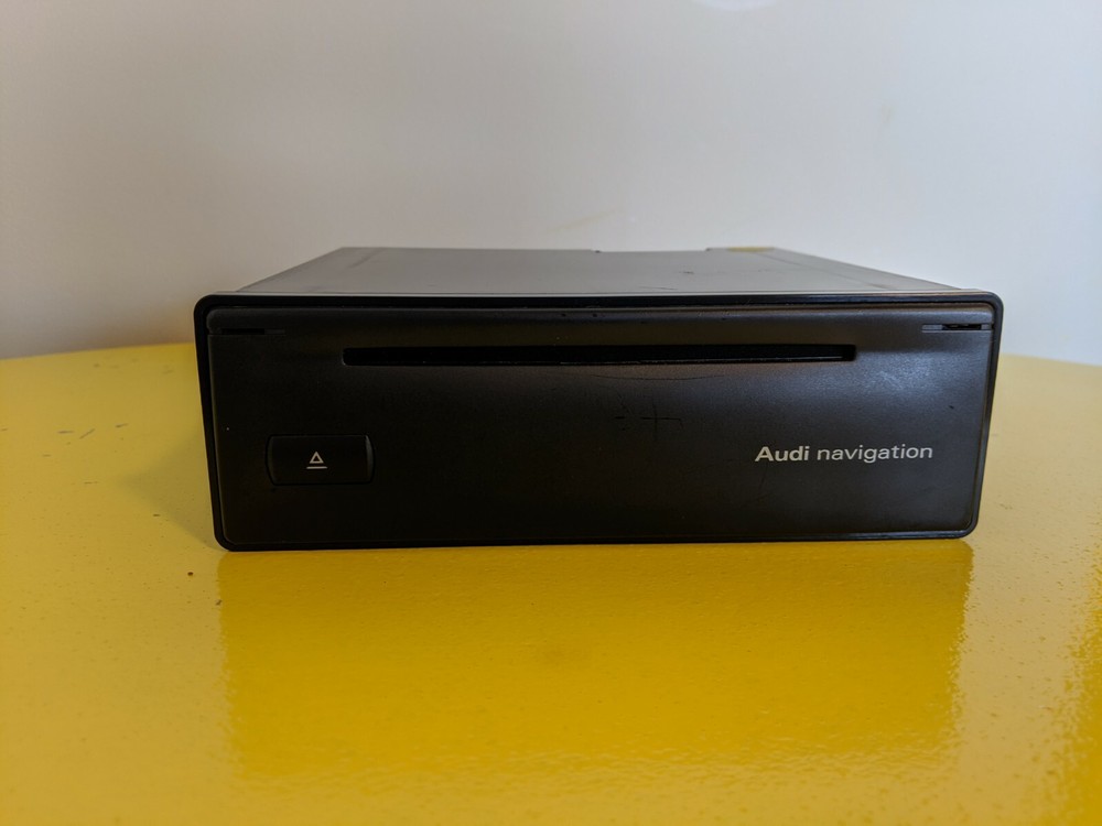 Audi Navigation CD Player 4D0919892