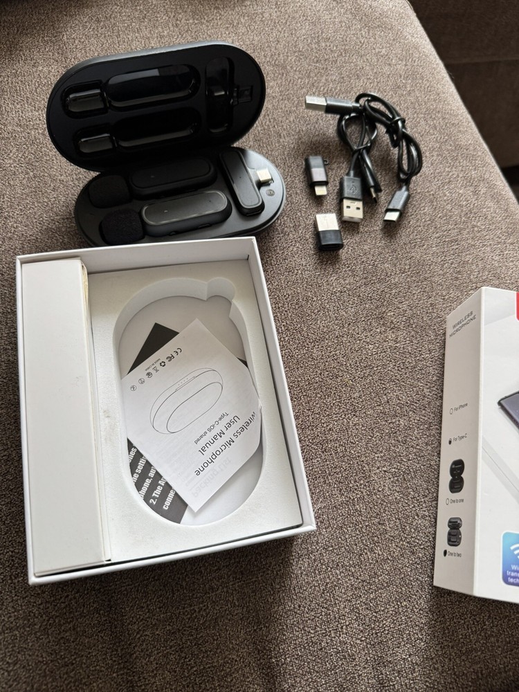 2 Pack Professional Wireless Lavalier Microphone for Android