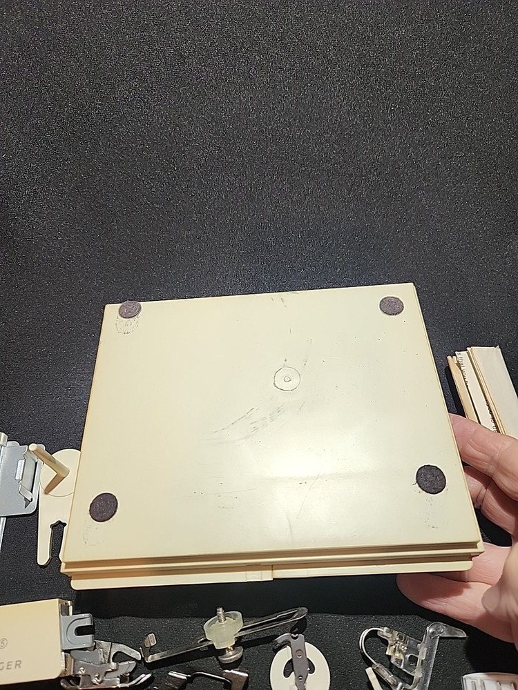 Vtg Singer Sewing Machine Accessories And Plastic Box