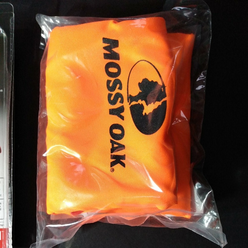 Thunder Cloud 209 Primer Capper And Mossy Oak Hunting Vest