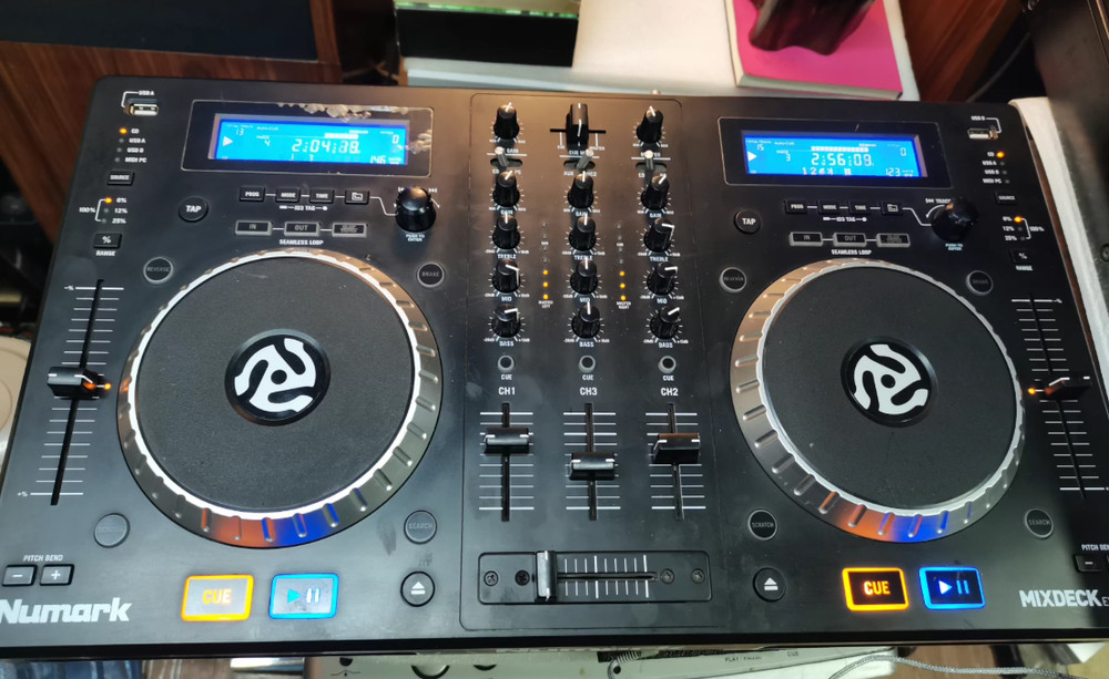 1pcs Numark MIXDECK EXPRESS DJ Controller