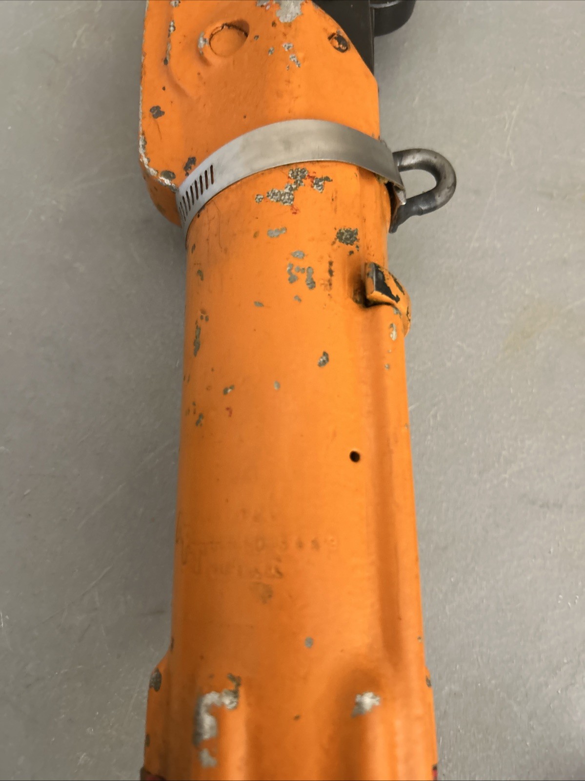 APT 720 Pneumatic Compression Rivet Squeezer air riveter aircraft