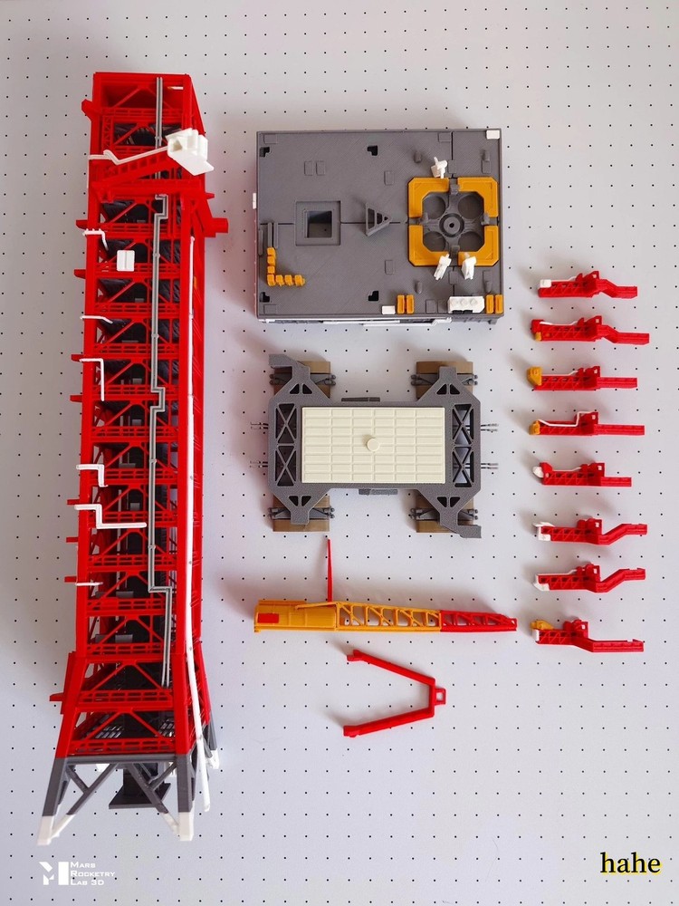 3D Printing 1/400 Rocket Launch Tower/Platform/Crawler High Detail Version Model
