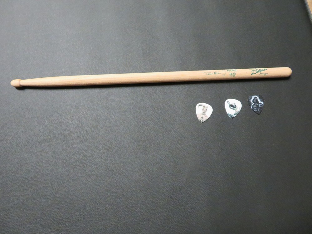Machine Head Dave McClain Custom Drumstick & Darth Vader Guitar Picks Lot