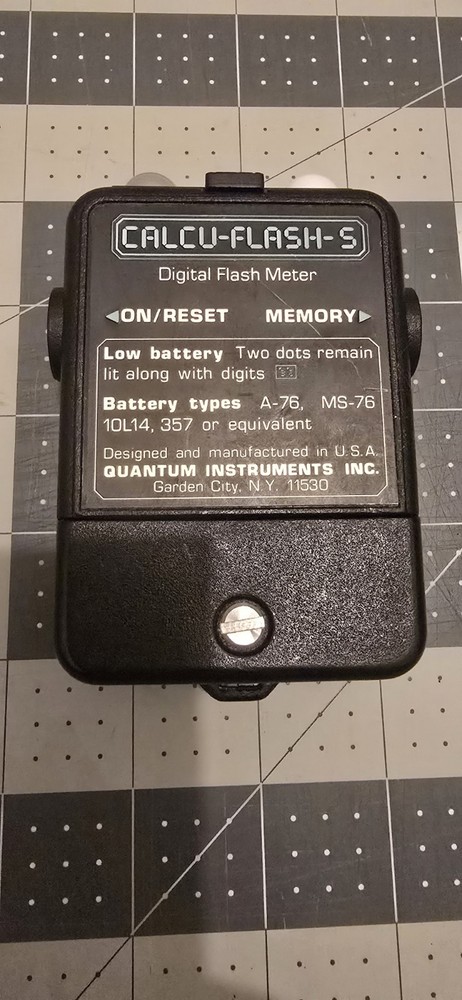 C09079~ FLASH METER - Quantum Calcu-Flash S Digital Meter – Clean & Tested