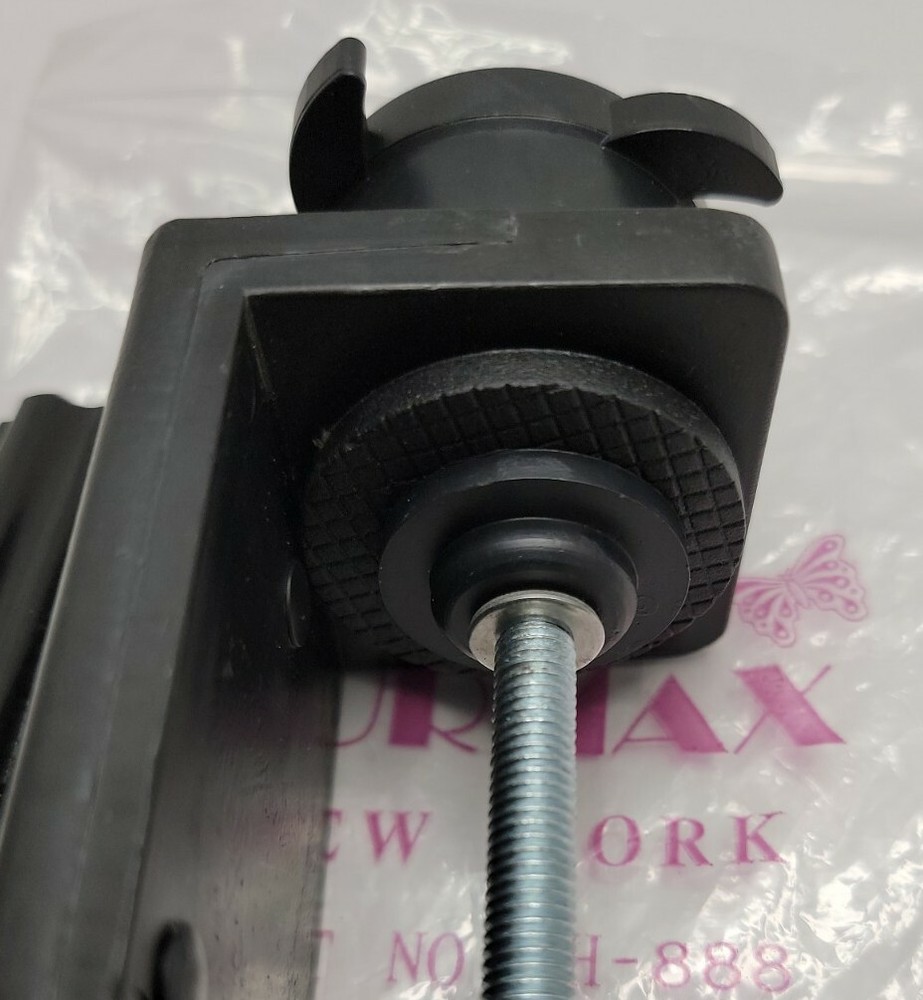 BURMAX H-888 Mannequin Head Holder, New.
