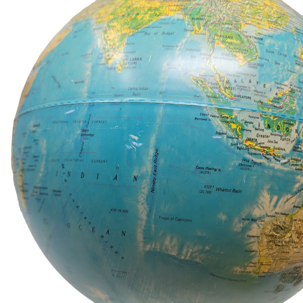 Vintage Replogle World Horizon 12” Illuminated Globe