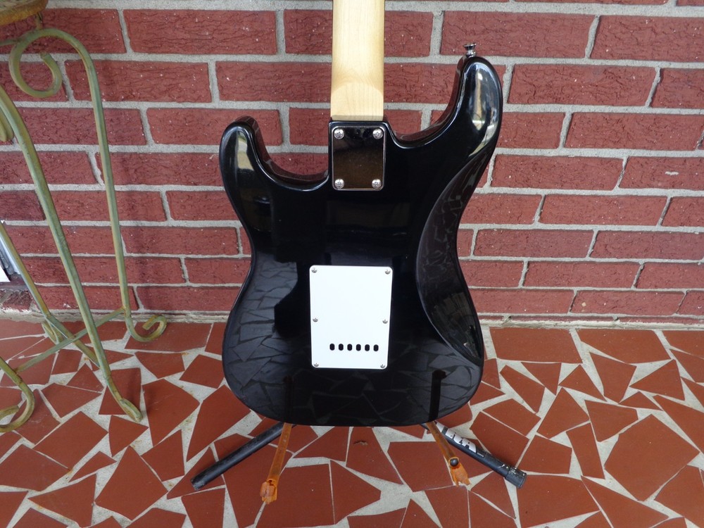 Silvertone Octave Mandolin - Electric Bouzouki Strat Conversion