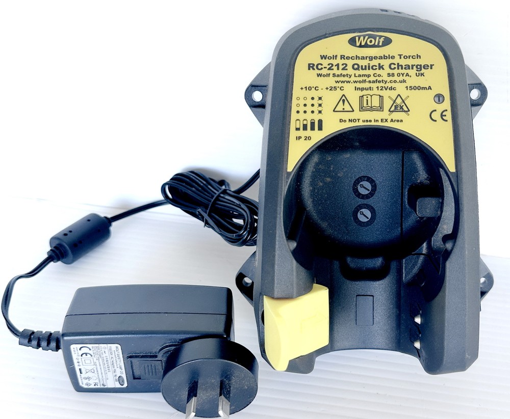 Wolf RC-212 AC/DC Quick Charger AC/DC Input