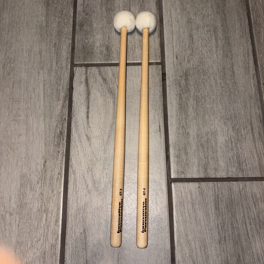 Innovative Percussion Black Fabric Bag with percussion mallets