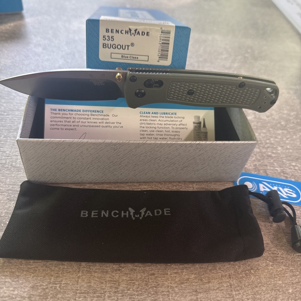 Bugout* 535 Olive S30V AXIS Lock  EDC Stainless Blade Authniticity unverified