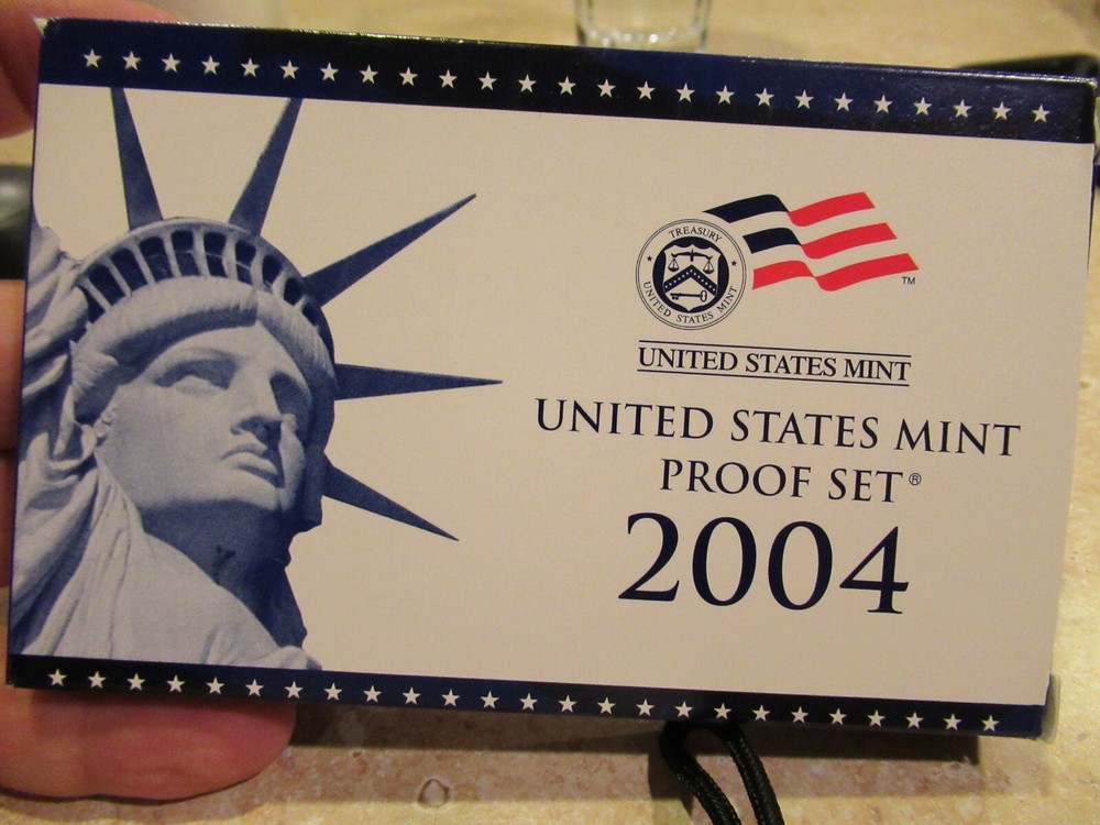 NICE SHAPE! 2004 US MINT PROOF SET BOX ONLY - REPLACEMENT BOX * NO COINS OR COA