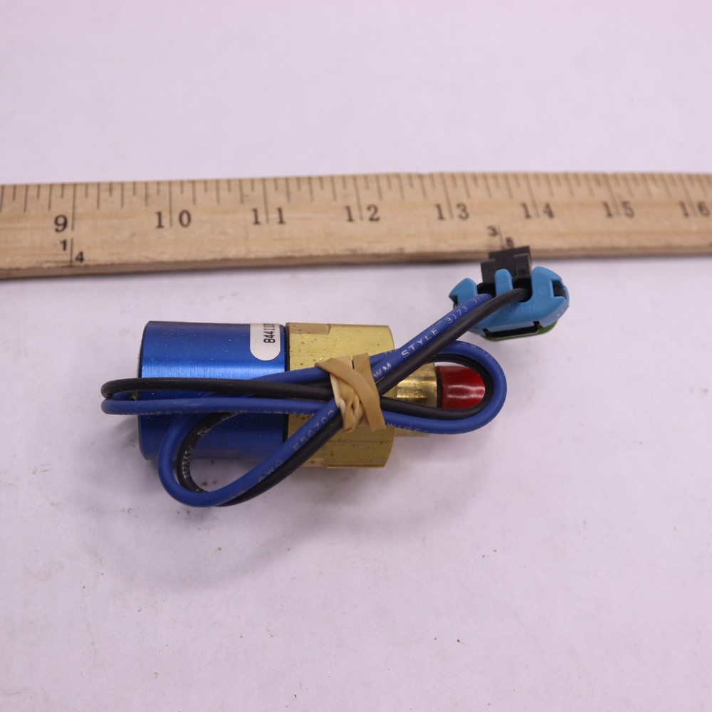 CNH Case Sensor Replacement 84411069