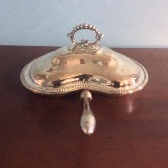 Sheffield Silver Covered Divided Serving Dish w/ Handle – Lee & Wigfull –