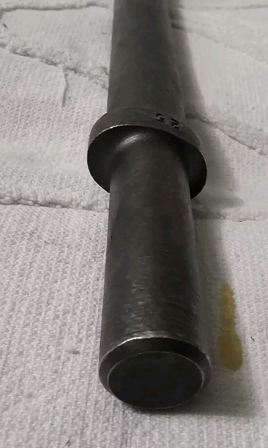 11 1/2" AJAX U 25 POINTED CHISEL
