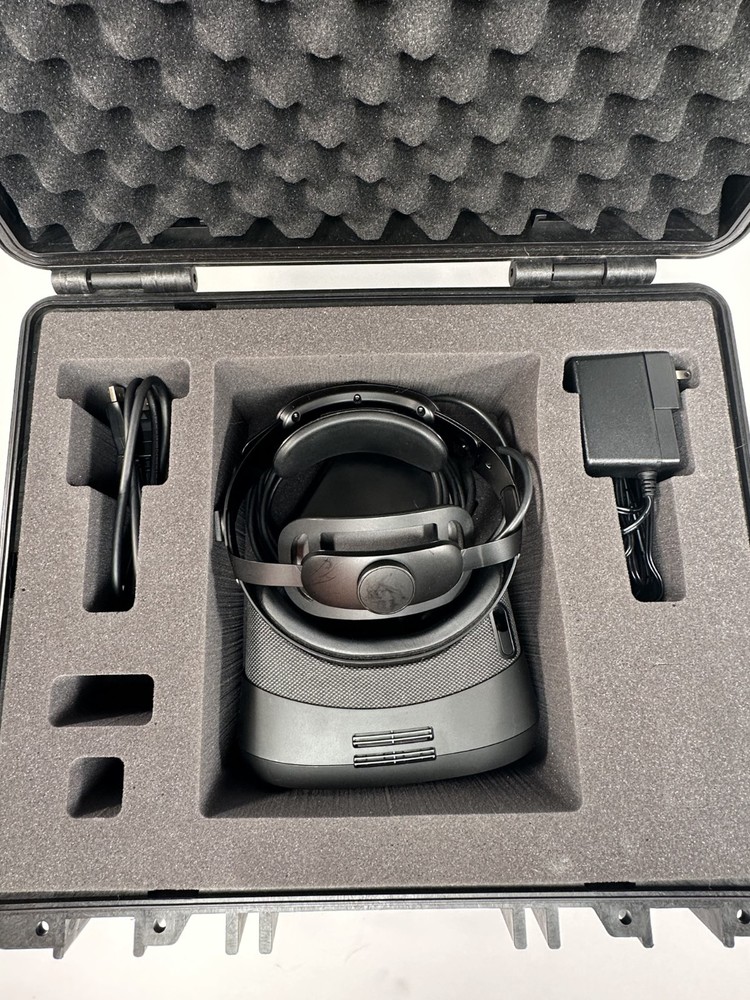 Varjo Aero VR Headset (Complete Kit)  with Hard Case