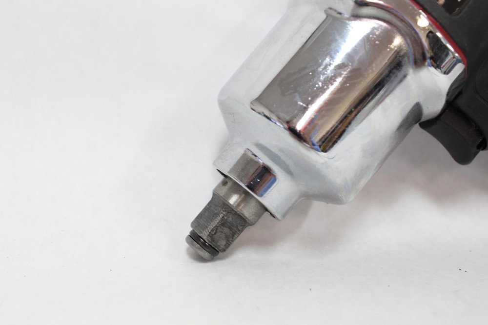 Performance Tool Pneumatic 1/2" Impact Wrench