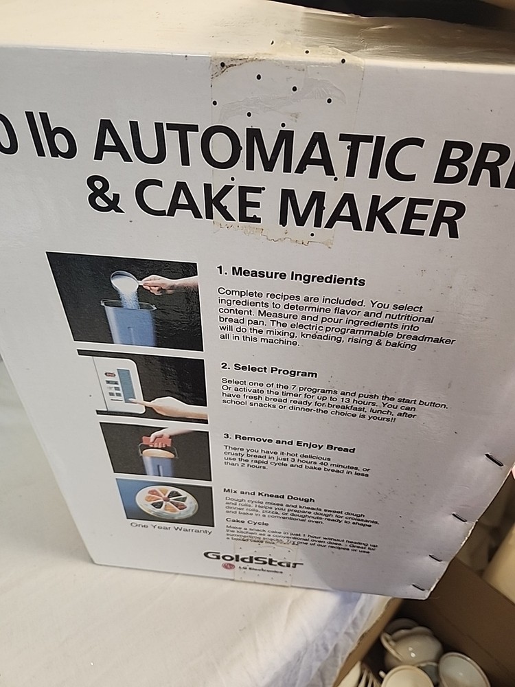 Goldstar Model HB-202CE Automatic Bread & Cake Maker Machine