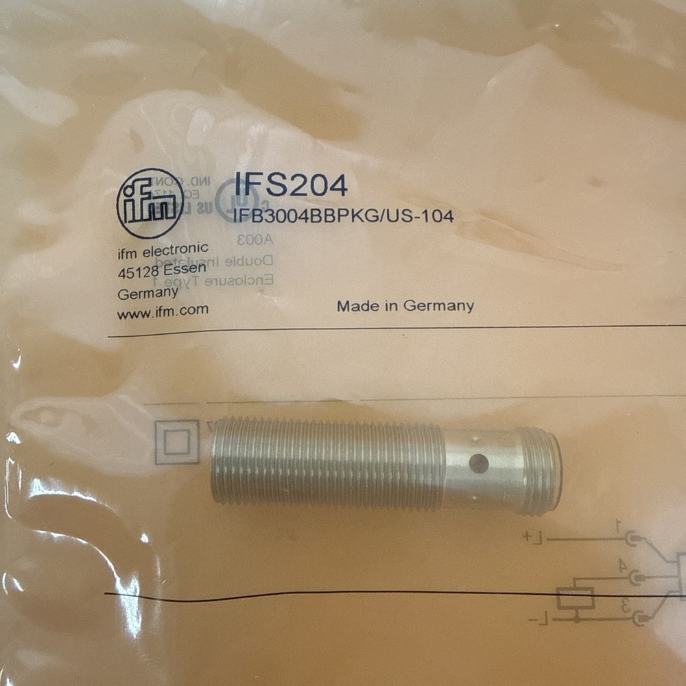 IFM Efector 10-30VDC Inductive Sensor IFB3004BBPKG/US-104-IFS204