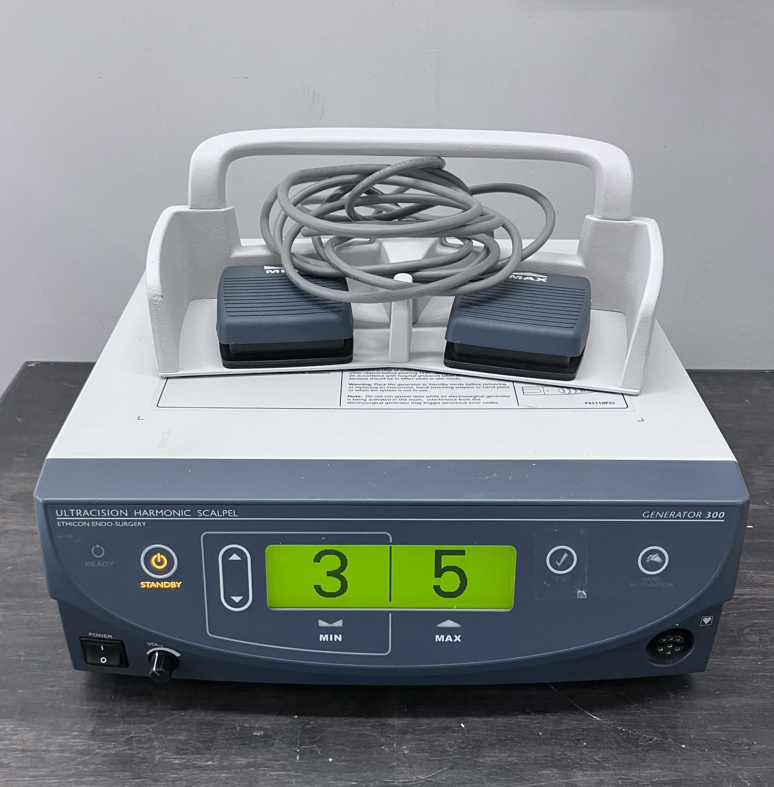 J & J GEN300 Ultrasonic Harmonic Scalpel Generator 04 w/ Footswitch & Handpiece