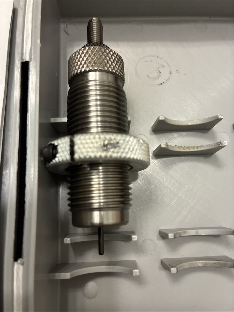 NOS RCBS SIZER .38SPL, 357 MAG Use Holder 6