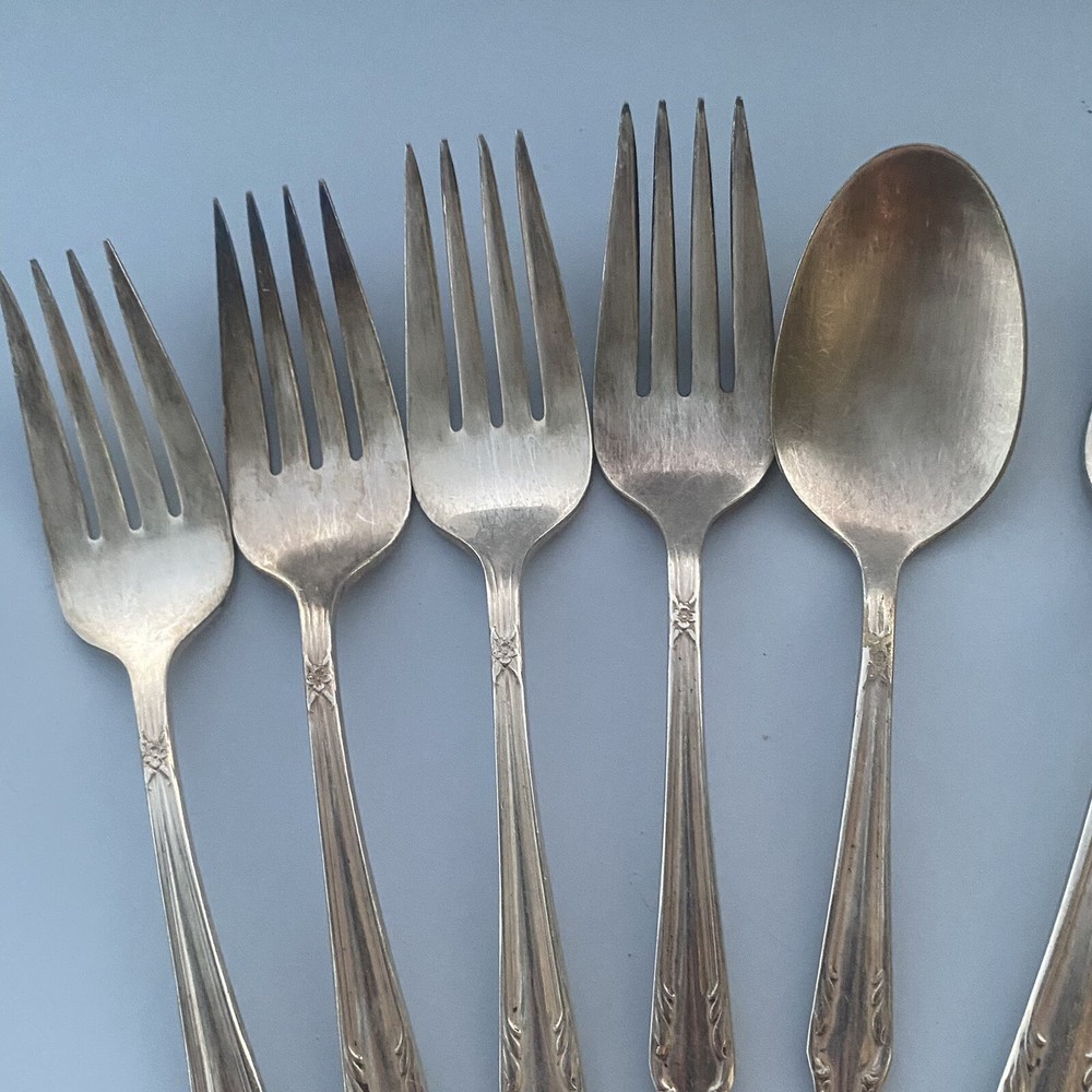 William Rogers International SilverPlate Flatware Lot “Precious Mirror” Pattern