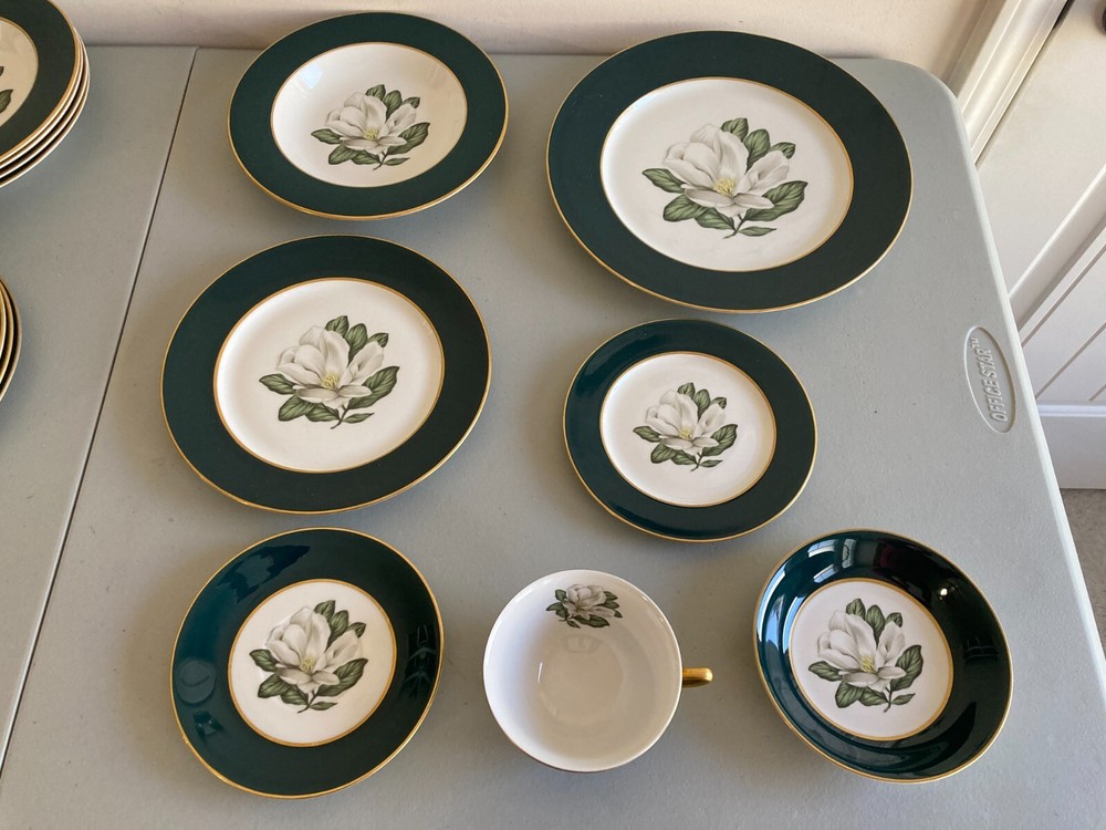 ARCADIAN WINDSOR 7-PIECE PLACE SETTING