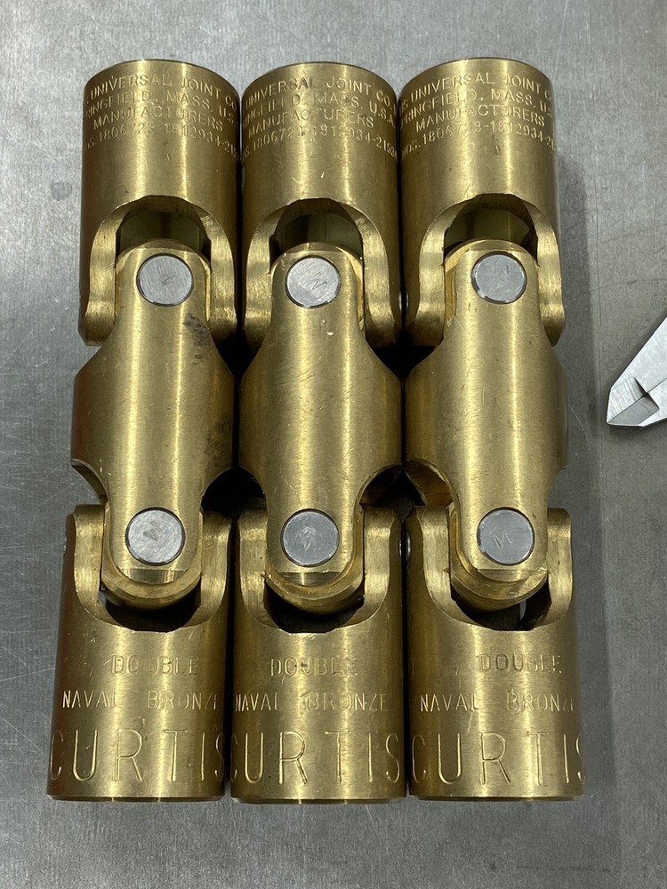 1 1/2" DIAMETER LARGE BRONZE CURTIS DOUBLE UNIVERSAL JOINT 3/4" SQUARE SOCKETS !